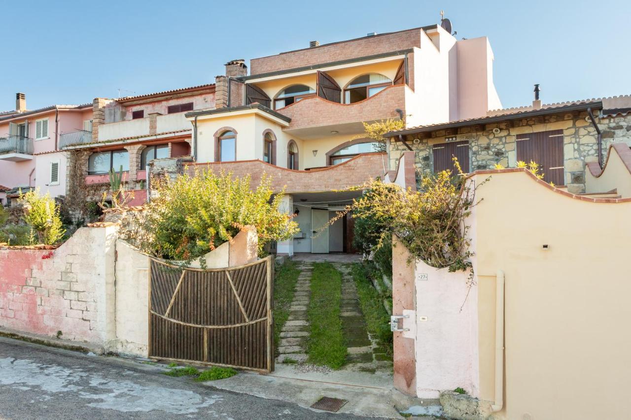 Casa Vista Mare Bosa/Magomadas Bagian luar foto