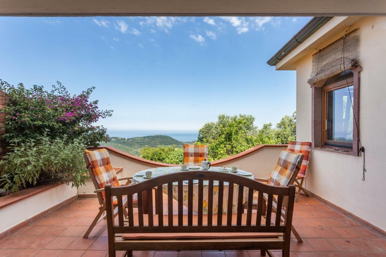 Casa Vista Mare Bosa/Magomadas Bagian luar foto